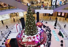 Christmas Atmosphere In Hangzhou