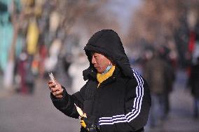 Eat Popsicles in Severe Cold