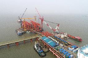 Changtai Yangtze River Bridge Construction