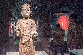 China Qingzhou Buddhist Statues Exhibition