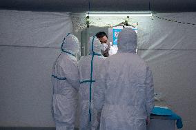 Tent Examination Room in Fever Clinic