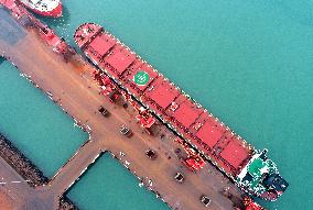 APC's Largest Fertilizer Ship Sails To Lianyungang Port For The