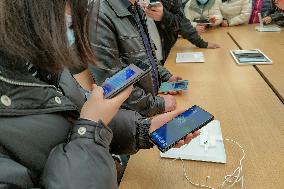 Huawei Mate X2 On Sale