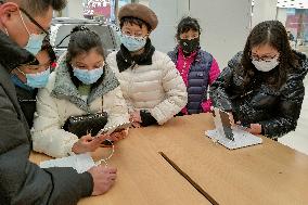 Huawei Mate X2 On Sale