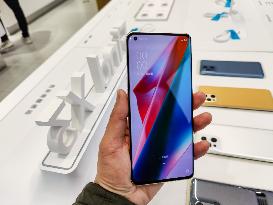 Oppo Find X3