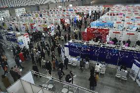 Spring Job Fair in Nanjing