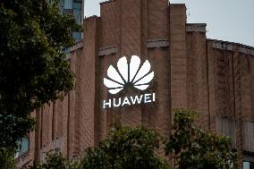 Huawei 5G patent fees