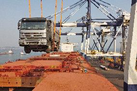 China Trucks Exports To Guinea