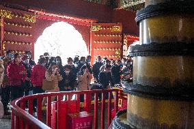 Yonghe Temple Reopens