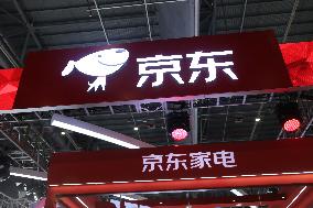 Jingdong Appeared At the China Home Appliances and Consumer Elec