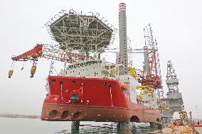 Pile Driven Salvage Vessel