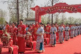 Classical Han Style Group Wedding