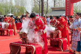 Classical Han Style Group Wedding