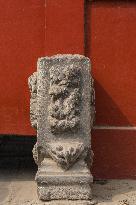 Beijing Hutong Men Dun