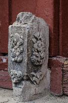 Beijing Hutong Men Dun