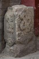 Beijing Hutong Men Dun