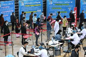 The Largest Novel Coronavirus Vaccination Site in Nanjing