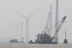 The First Rotating Current Tidal Offshore Wind Power Project in