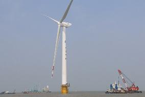 The First Rotating Current Tidal Offshore Wind Power Project in