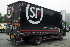 SF Express Holdings Shares Fell