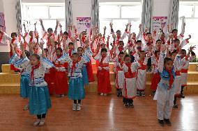 Primary School Traditional Culture Education