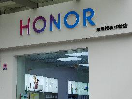 HONOR Store