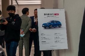 Huawei Smart SF5 Car