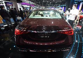 Maybach S480 luxury sedan at the Shanghai Auto Show