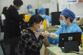 More Than 200 Million Doses of COVID-19 Administered In China