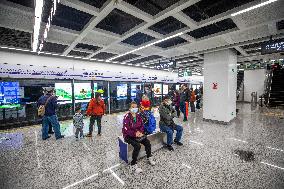 China Guiyang Metro Line 2 Opened