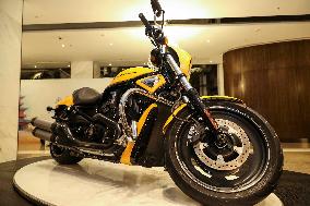 Harley-Davidson VRSCDX Motorcycle