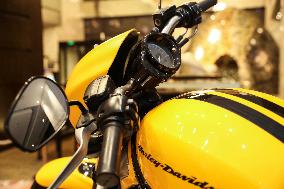 Harley-Davidson VRSCDX Motorcycle