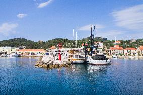 Sali, port, Dugi Otok island