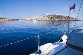 Kornati Islands National Park, The Kornati archipelago, Mana island, ruin, yacht, Czech flag