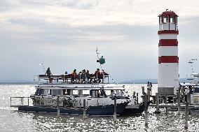 Podersdorf am See, Neusiedler See, tourist, Lake Neusiedl, boat