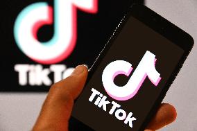 TikTok, social networking service, mobile application, app