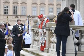 Dominik Duka, Blessing of a replica of the Marian column in Prague