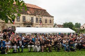 Patriotic meeting in Pricovy chateau