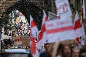 Crowds in Prague, express solidarity with Belarusian protest, people, rally