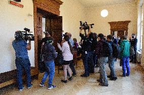 Journalists follow the Regional court Brno