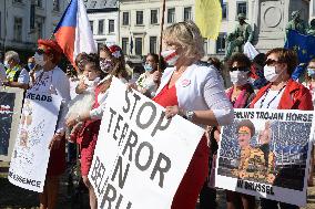 Belarus opposition demonstration, European Parliament, Brussels, Belgium people