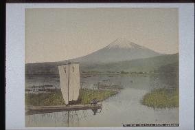 Mt. Fuji seen from Kashiwabara