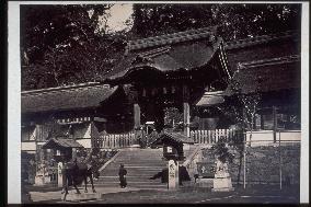 The former Chumon Gate,Suwa Shrine