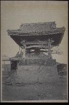 The bell tower of tukiji nishihonganji temple