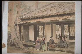 The women at a teahouse