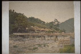 Sanmaibashi bridge at yumoto hot spring