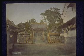 Sanmon of Seijokoji Temple in Fujisawa