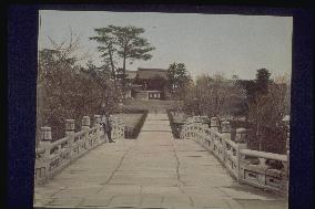 Nishi Otani (Otani Honbyo Mausoleum of Honganji Temple)