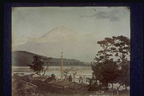 FUJIGAWA river and Mt. FUJI from iwabuchi,tokaido