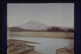 Mt. Fuji seen from the Fuji River